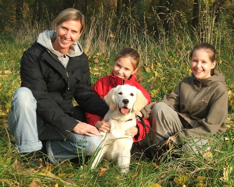 Regine, Caroline und Charlotte mit India Finja